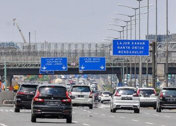 Jelang Natal, Lalu Lintas Tol Jakarta–Cikampek Km 57 Terpantau Ramai Lancar