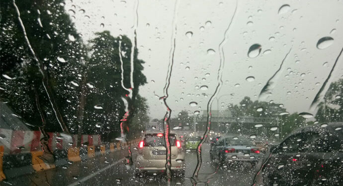 Prakiraan Cuaca Tangsel Hari Ini: Hujan Sedang Mengguyur Hampir Seluruh Wilayah