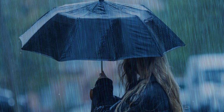 Prakiraan Cuaca Tangsel Hari Ini: Hujan dengan Intensitas Sedang Mengguyur Seluruh Wilayah