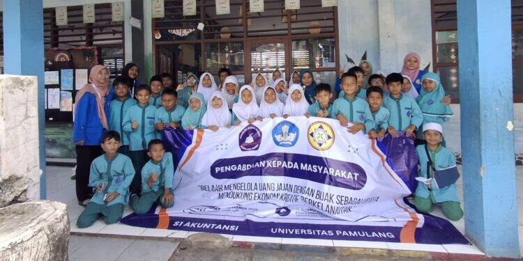 Mengelola Uang Jajan dengan Bijak sebagai Upaya Mendukung Ekonomi Kreatif Berkelanjutan