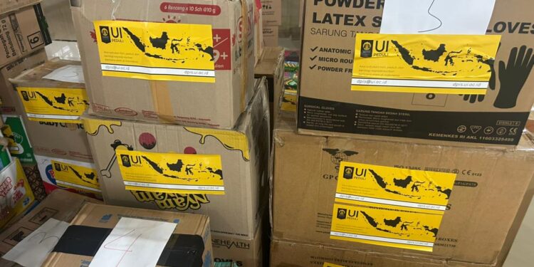 Bantu Korban Bencana, UI Peduli Galang Solidaritas untuk Erupsi Semeru dan Banjir Sumatera