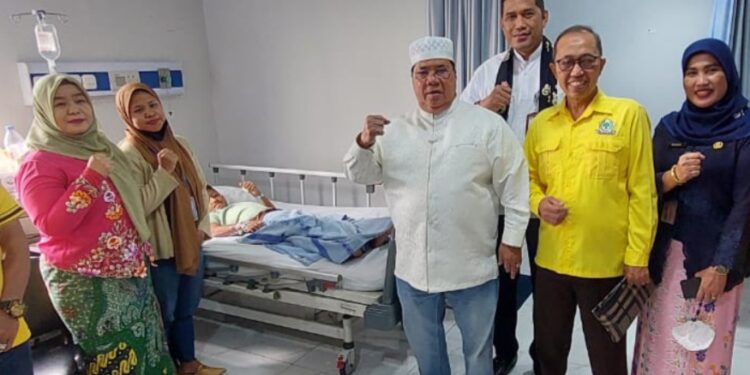 Golkar Jakarta Serahkan Santunan, Dorong Pemulihan Siswa Korban Kecelakaan MBG di Cilincing