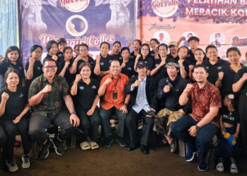 Inspirasi Hari Ibu, BRI Peduli Perkuat Peran Ibu Penggerak Usaha Perempuan melalui Program AURA di Bali