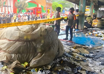 Puslabfor Polri Usut Penyebab Kebakaran Pasar Induk Kramat Jati