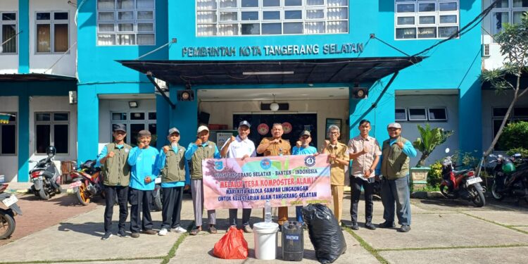 Kembalikan Sampah Organik ke Alam, Kecamatan Ciputat Launching Sistem Teba Komposter Alami