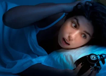 Sulit Tidur Nyenyak Karena Terbangun Jam 3 Pagi? Kenali Penyebab Umumnya