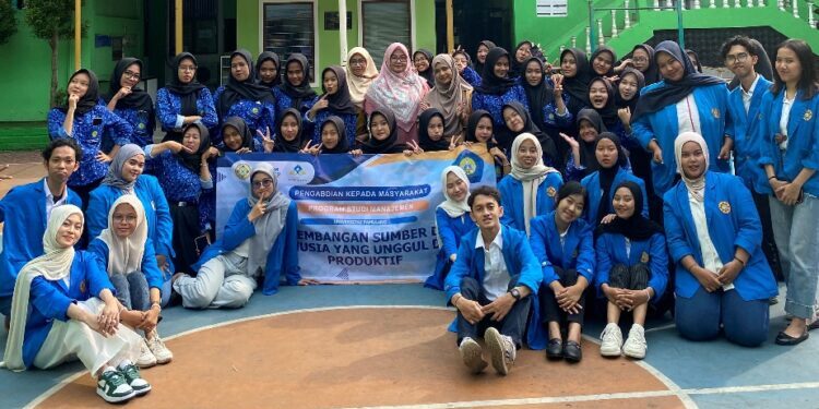 Pelatihan Komunikasi Efektif untuk Calon Tenaga Kerja Muda