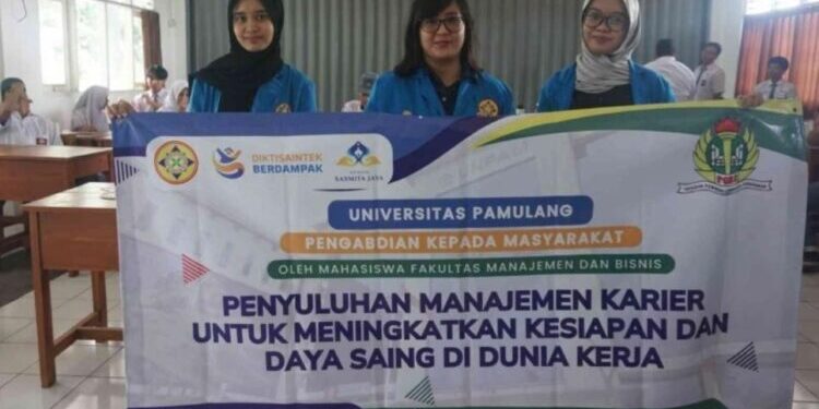Pelatihan Pembuatan CV, Surat Lamaran, dan Portofolio Digital untuk Siswa SMA