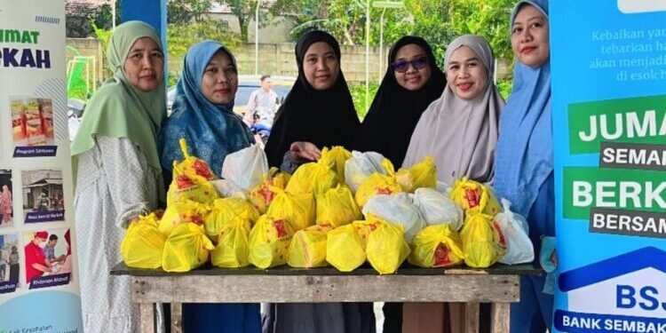 Momentum Isra Mi’raj, GJB Vila Gading Permata Bogor Tebar Kepedulian Lewat Jumat Berkah