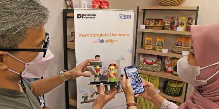 Usaha Camilan Berbasis Resep Keluarga Ini Berhasil Naik Kelas Lewat LinkUMKM BRI
