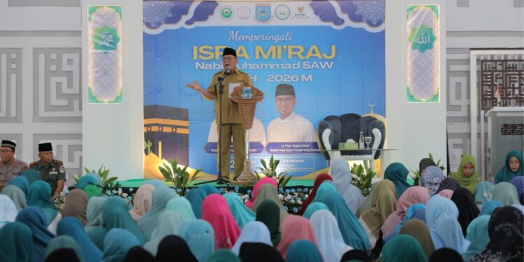 Dari Mimbar Isra Mikraj, Benyamin Ajak Ubah Perilaku Kelola Sampah dari Rumah