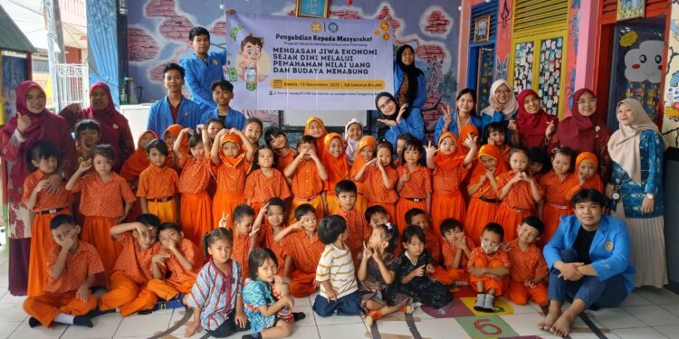 Mahasiswa Unpam Ajarkan Anak TK Mengenal Rupiah Lewat Permainan Interaktif