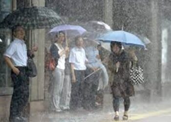 Prakiraan Cuaca Tangsel Hari Ini: Hujan Ringan hingga Petir di Beberapa Wilayah