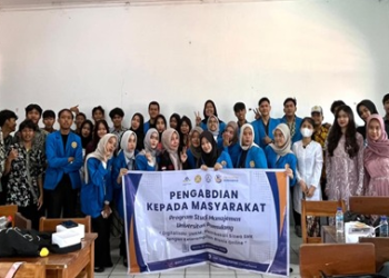 Membekali Siswa SMK dengan Keterampilan Bisnis Online: Strategi Penguatan Peran Pemuda dalam Transformasi Digital
