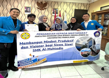 Mengajarkan Keuangan di Era Fintech untuk Siswa SMK