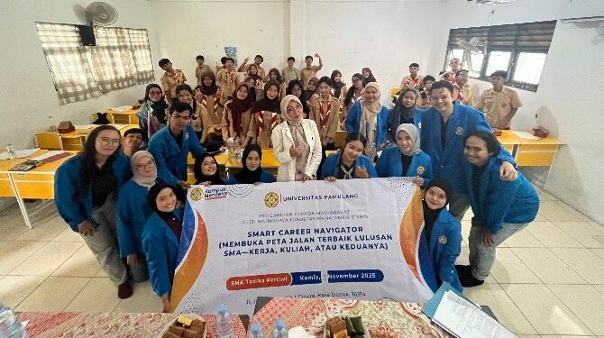 Strategi Upskilling dan Reskilling untuk Membangun Kesiapan Karir Siswa di Era Society 5.0