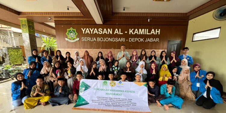 Kreativitas Remaja untuk Masa Depan: PKM Pembuatan Vas Bunga dan Literasi Keuangan di Yayasan Al Kamilah