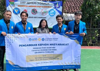 Edukasi Digital dan Pemanfaatan Teknologi Infomasi untuk Meningkatkan Kompetensi Siswa