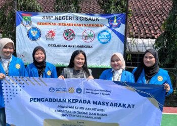 Edukasi Dasar Pajak untuk Siswa SMP melalui Simulasi Usaha Mini