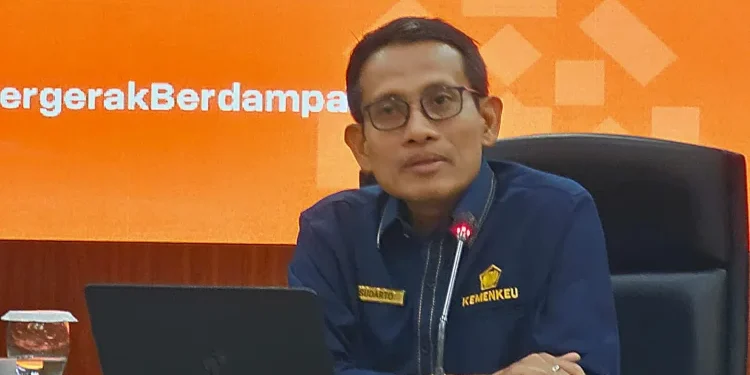 Dirut LPDP Minta Maaf atas Polemik Beasiswa, Tegaskan: “Lu Pake Duit Pajak”