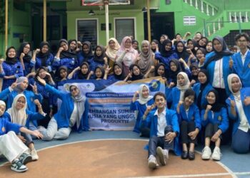 Pelatihan Etos Kerja bagi Siswa SMK sebagai Upaya Peningkatan Kesiapan Kerja di Era Industri Modern