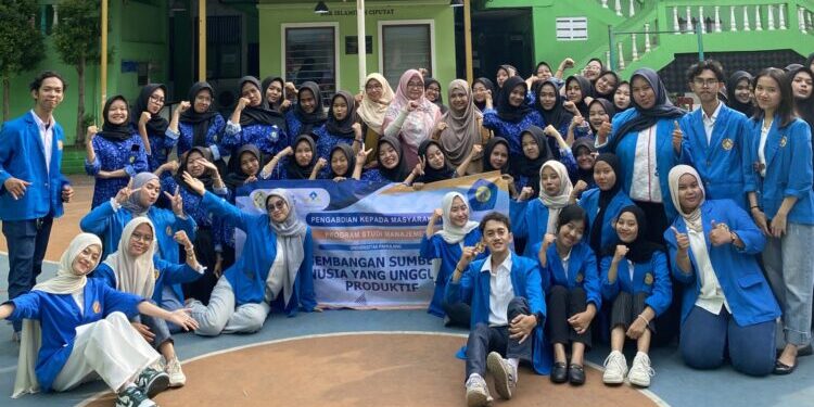 Pelatihan Etos Kerja bagi Siswa SMK sebagai Upaya Peningkatan Kesiapan Kerja di Era Industri Modern