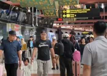 Libur Imlek, Penumpang di Bandara Soetta Tembus 160 Ribu per Hari