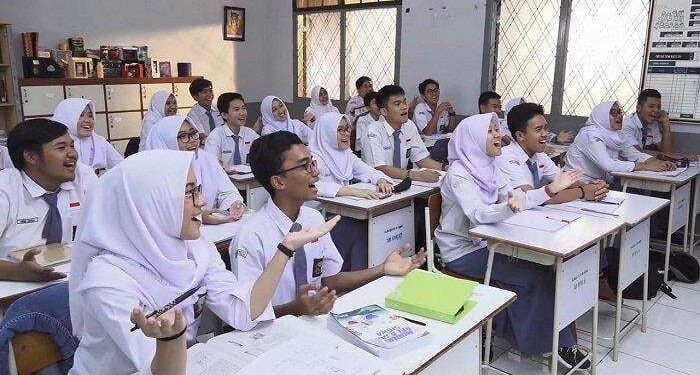 Pemprov Banten Perketat Penggunaan Ponsel di Sekolah