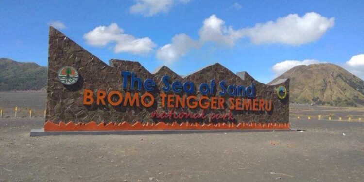 Libur Lebaran 2026, Kawasan Bromo Banjir Wisatawan dan Raup Miliaran Rupiah