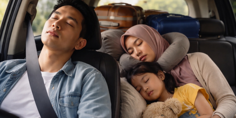 Waspada! Ini 4 Bahaya Tidur di Mobil Saat Perjalanan Mudik