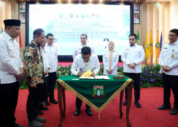 Andra Soni Percepat Rencana Pembangunan Pengelolaan Sampah Jadi Energi di Banten