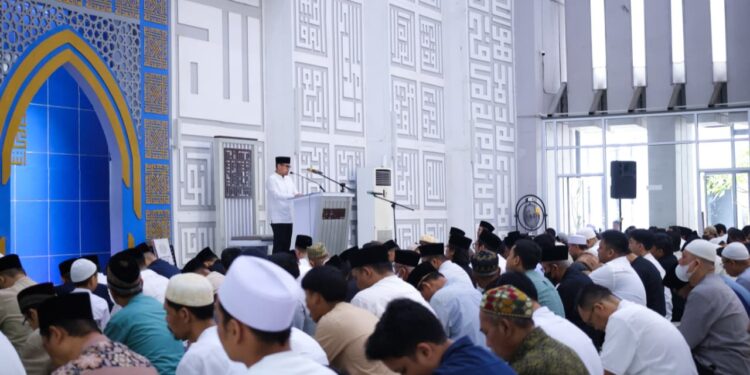 Idul Fitri 1447 Hijriah, Pilar Ikuti Salat Id di Masjid Al-Ithishom Tangsel