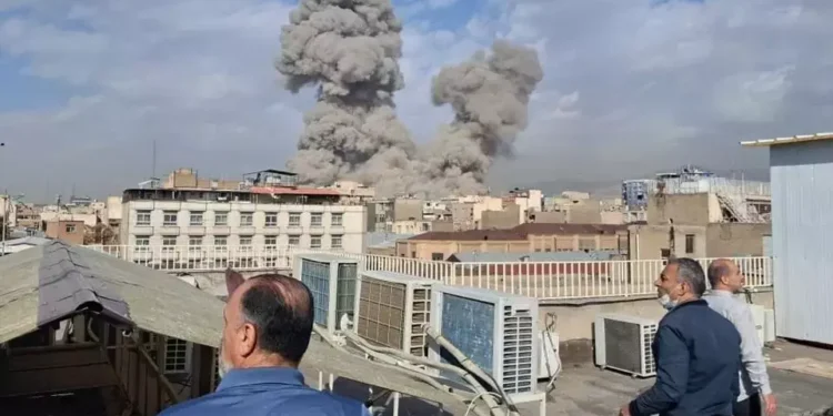 KBRI Teheran Imbau WNI Waspada Usai Serangan AS dan Israel ke Iran, Hotline Darurat Disiagakan