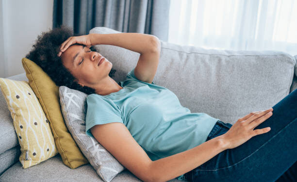 Bukan Karena “Lemah”, Ini Alasan Ilmiah Mengapa Perempuan Lebih Lama Pulih dari Rasa Sakit