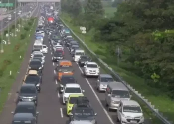 Puncak Arus Mudik Lebaran 2026, Pagi Ini Tol Cipali Macet Parah di Subang