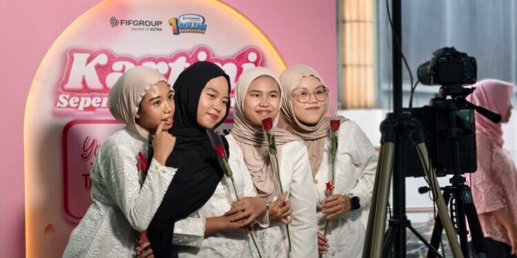 FIFGROUP Rayakan Hari Kartini dengan Aktivasi Interaktif di MRT Blok M, Ajak Perempuan Kenali Potensi Diri