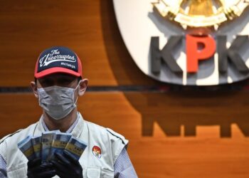 OTT KPK di Tulungagung, Bupati Gatut Sunu Diduga Terseret Kasus Pemerasan