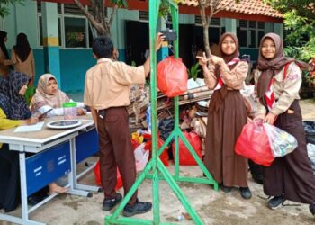 Bank Sampah SMPN 21 Tangsel: Ajarkan Siswa Peduli Lingkungan hingga Hasilkan Nilai Ekonomi