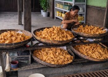 Saat Perempuan Bangkit, Ekonomi Menguat: Kisah Nia Anggraini Tumbuh Bersama PNM Mekaar dan BRI