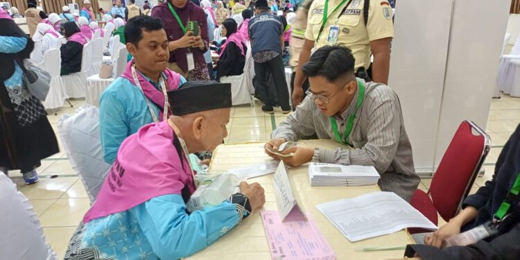 BRI Salurkan Living Cost Haji 2026, Jemaah Terima SAR 750 per Orang