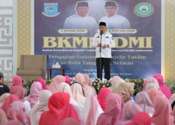 Benyamin Gaungkan Kebersihan sebagai Nilai Iman, Ibu-Ibu Majelis Taklim Tangsel Diajak Jadi Penggerak Peduli Sampah