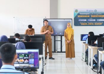 Program “Expert Goes to School” dari Diskominfo Bikin Siswa SMKN 6 Tangsel Siap Hadapi Dunia Digital