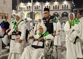 Kloter Perdana Haji 2026 Mendarat, Para Jamaah Disambut di Madinah