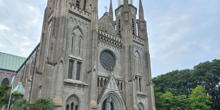 Hari Paskah di Katedral Jakarta Dipadati Umat, 5.000 Kursi dan Sistem Online Disiapkan