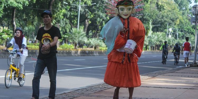Pemprov DKI Tertibkan Ondel-Ondel Jalanan, Tekankan Pelestarian Budaya Betawi