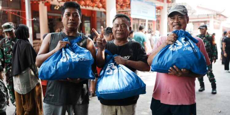Menebar Kasih dan Kepedulian di Hari Raya Waisak 2026, BRI Salurkan Bantuan 1.000 Paket Sembako bagi Umat Buddha