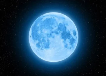 Fenomena Bulan Biru Hiasi Langit Indonesia Malam Ini, BMKG Ungkap Kondisi Cuacanya