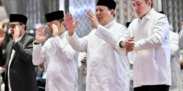 Khidmat dan Hangat, Presiden Prabowo Rayakan Iduladha Bersama WNI di Paris