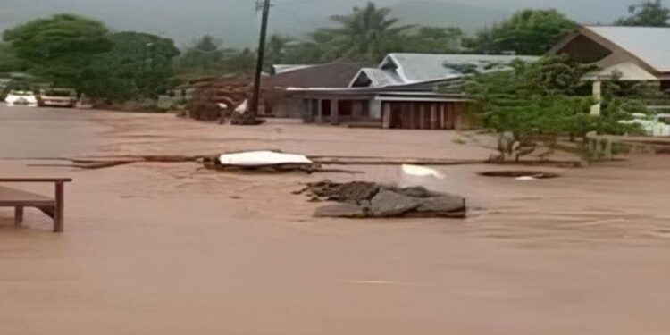 Iduladha Berujung Duka, Banjir Bandang Hantam Kecamatan Biau di Gorontalo Utara