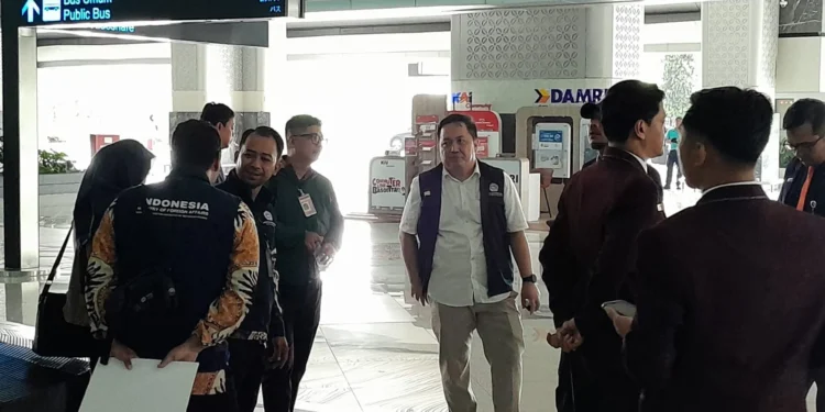Menlu Sugiono Sambut 9 WNI Global Sumud Flotilla 2.0 di Bandara Soekarno-Hatta